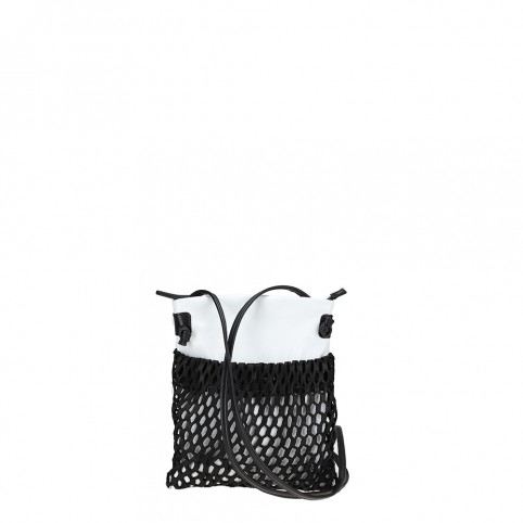 Cross body bag in calfskin with mesh leather pocket