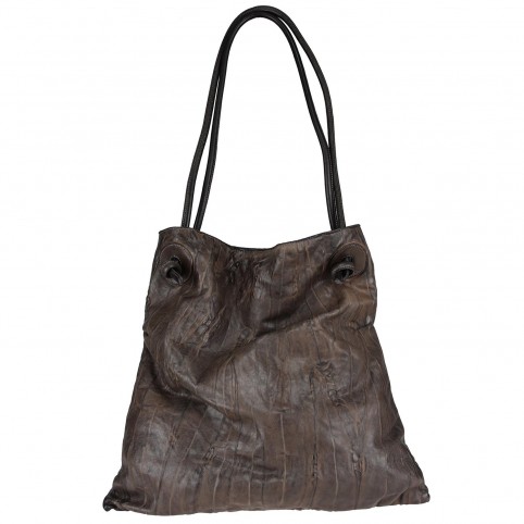 Shoulder bag in crinkled leather with Mestizo treatment